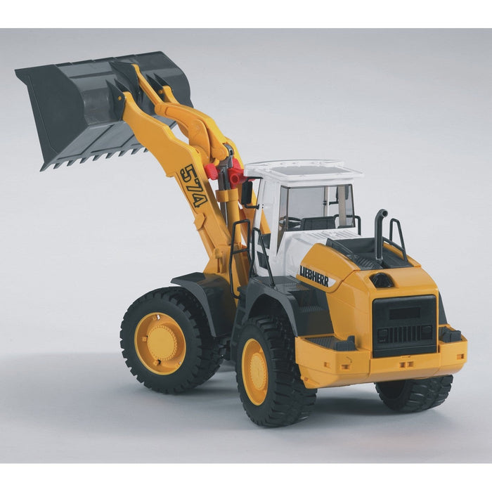 Bruder Liebherr Articulated Road Loader L574
