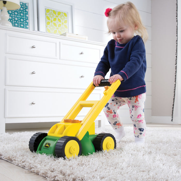 Tomy John Deere Real Sounds Lawnmower