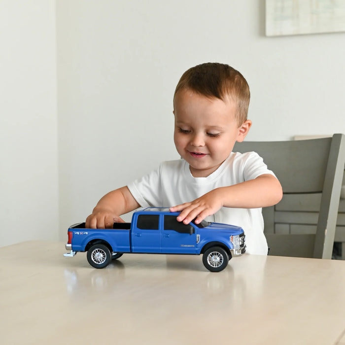 Big Country Toys Blue Ford F 250 Super Duty Truck