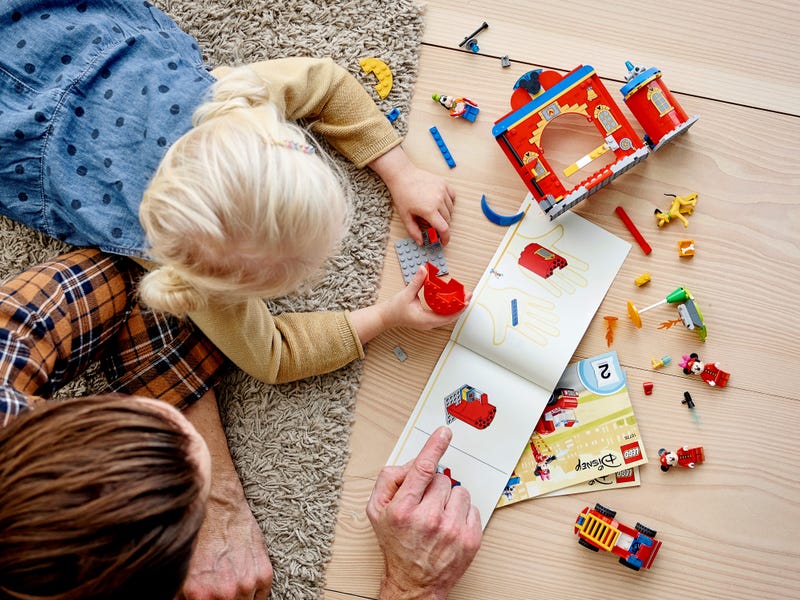 Lego Mickey and Friends Fire Station