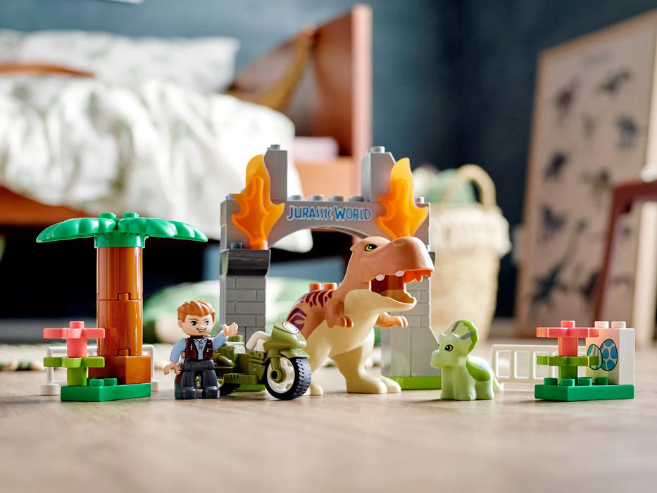 Lego Duplo T-Rex & Triceratops Breakout