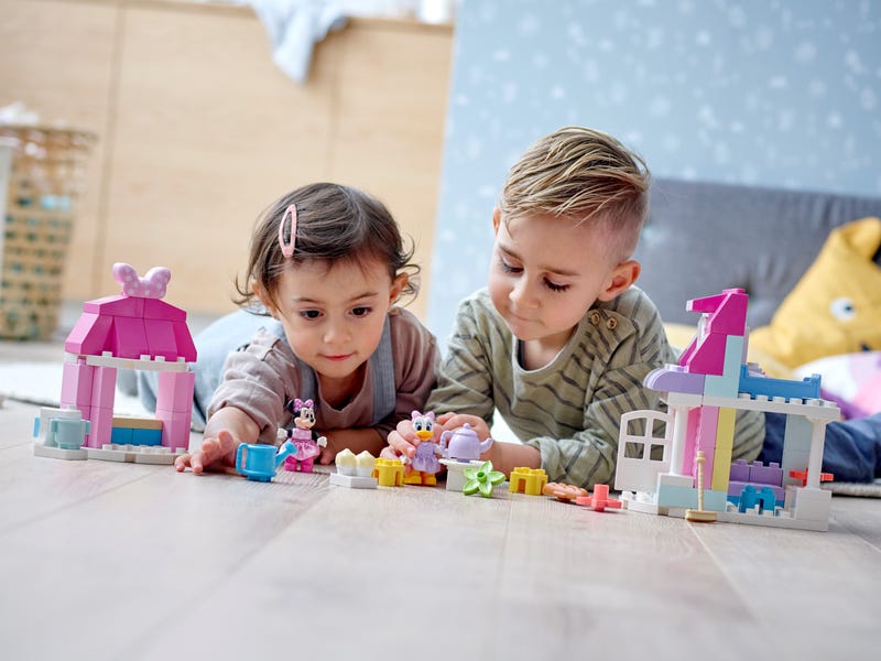 Lego Duplo Minnie’s House and Cafe’
