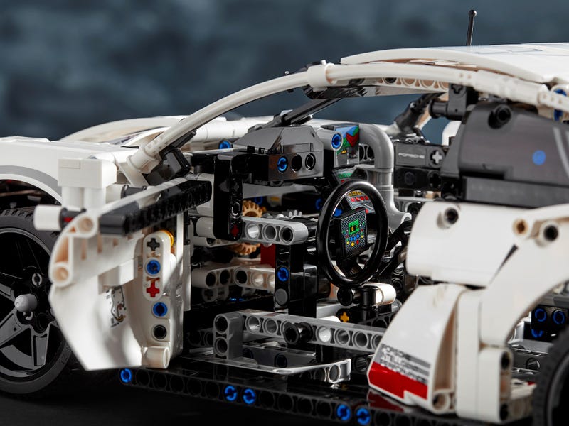 Lego Technic Porsche 911 RSR