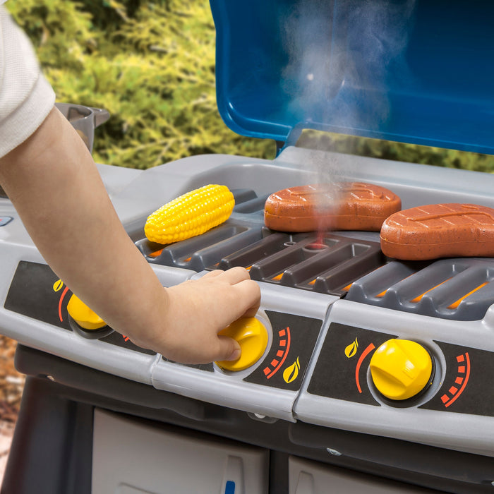 Step2 Sizzle & Smoke BBQ Grill