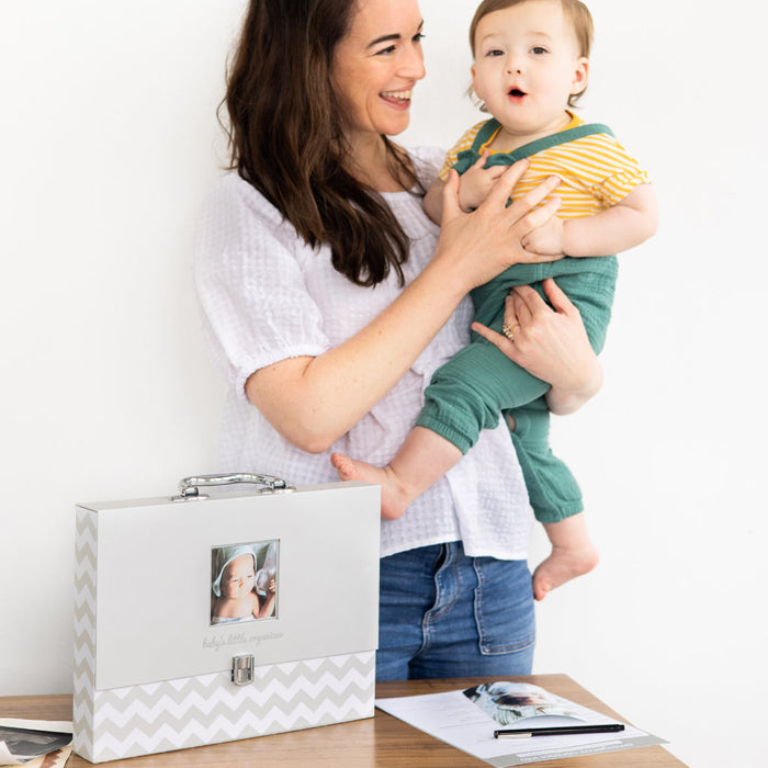 Pearhead Baby's Little Organizer Document Keeper