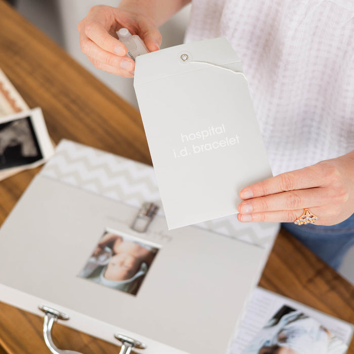 Pearhead Baby's Little Organizer Document Keeper