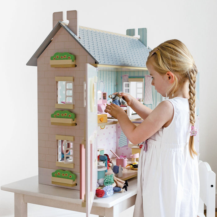 Le Toy Van Bay Tree Doll House