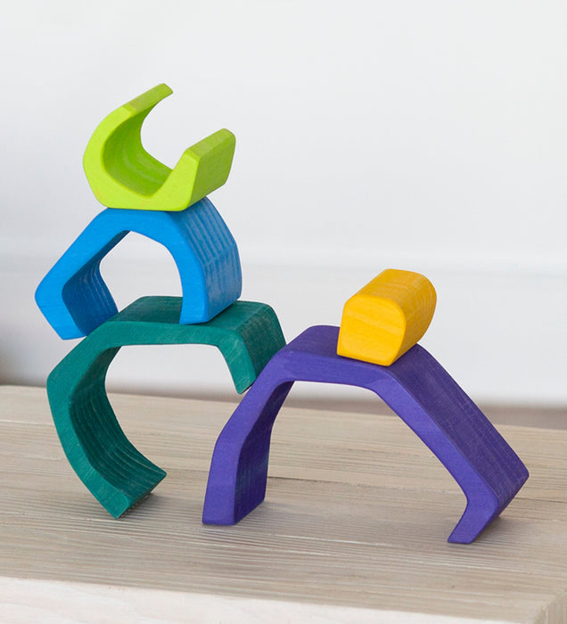 Hearthsong 5-Piece Wooden Stackable Nesting Blocks Play Set